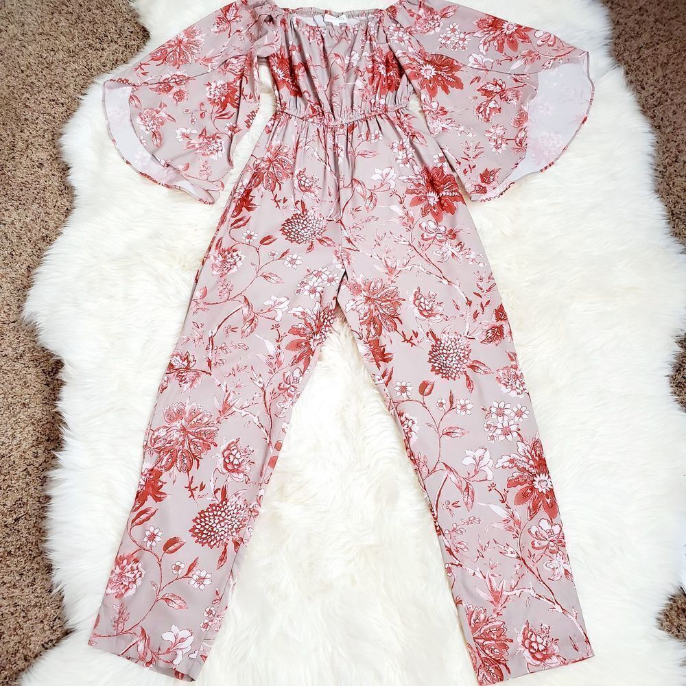 L'atiste by Amy Split Sleeve Floral Jumpsuit